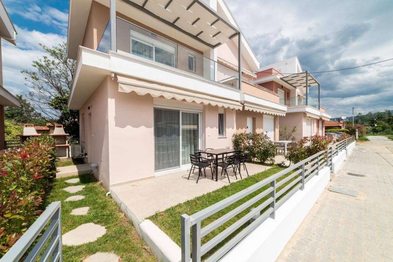 Dionysos Residential Complex Apartment Ofrínion Exterior foto